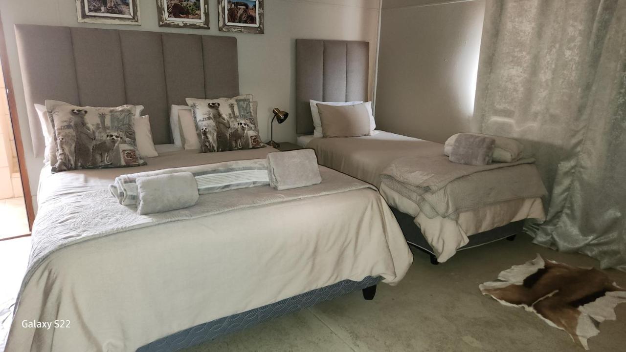 Zoutpanputs Game Lodge Askham Rom bilde